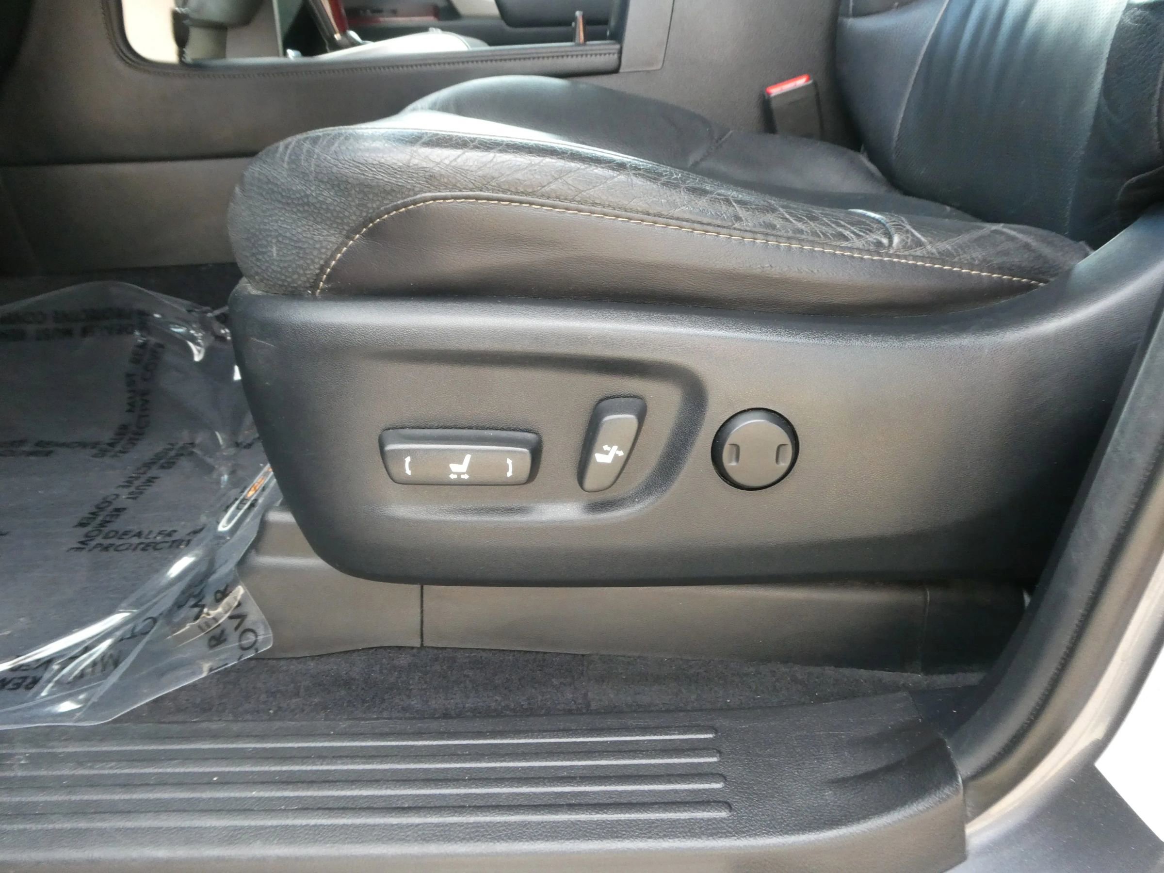 Used 2016 Lexus GX 460 w/ Premium Package image 17