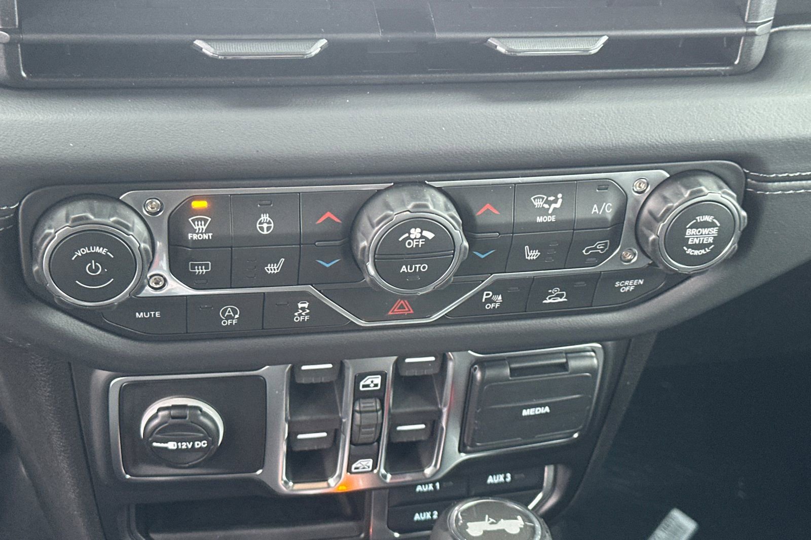 New 2026 Jeep Wrangler Sahara image 26