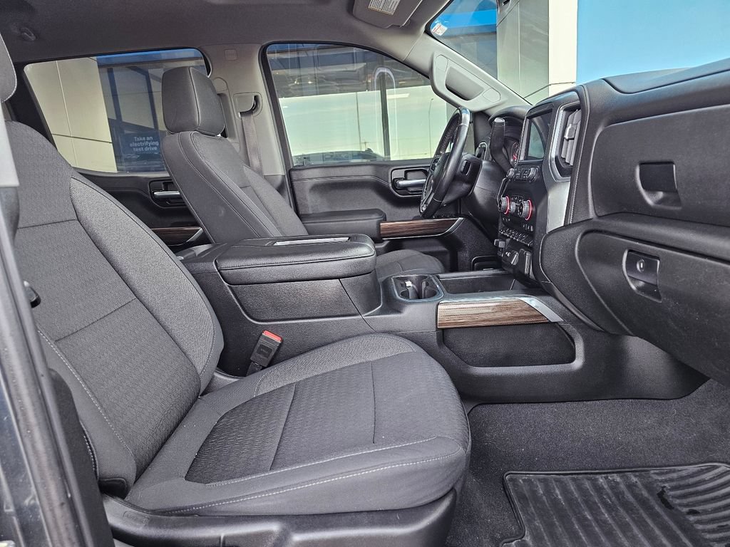 Used 2020 Chevrolet Silverado 1500 RST w/ All-Star Edition AWD/4WD image 10