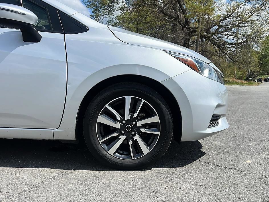 Used 2021 Nissan Versa SV FWD image 12