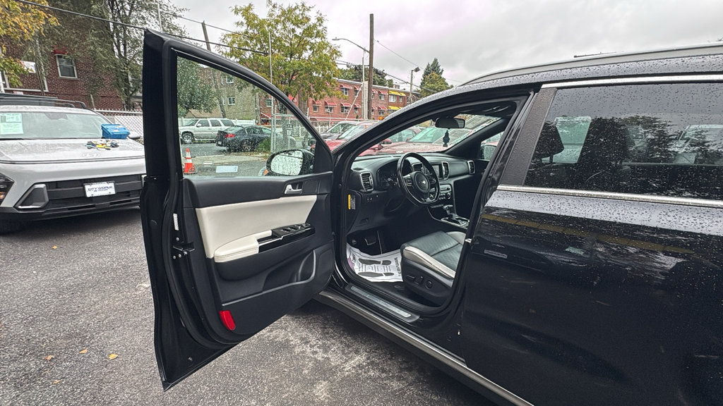 Used 2019 Kia Sportage EX w/ EX Sport Appearance Package AWD/4WD image 10