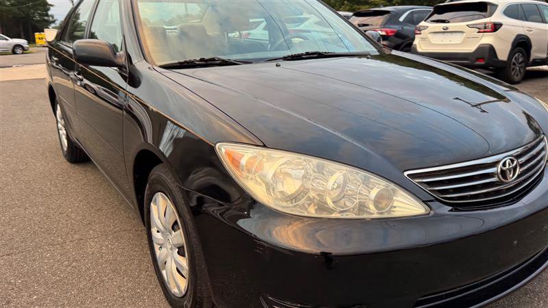 Used 2005 Toyota Camry LE FWD image 19