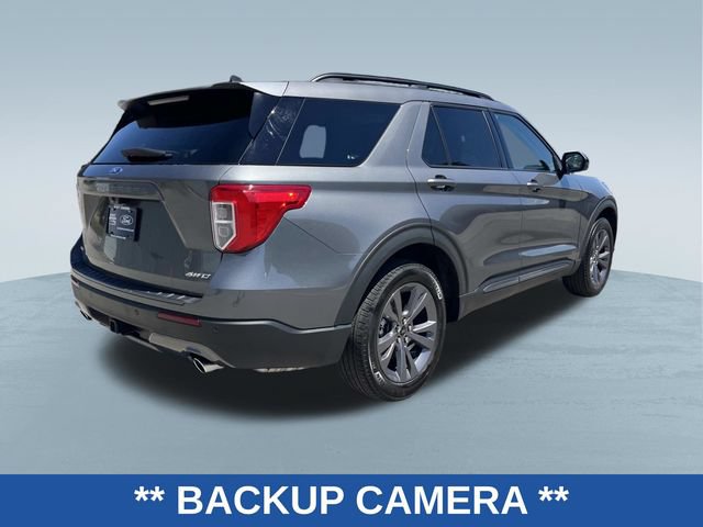 Used 2023 Ford Explorer XLT w/ Equipment Group 202A AWD/4WD image 3