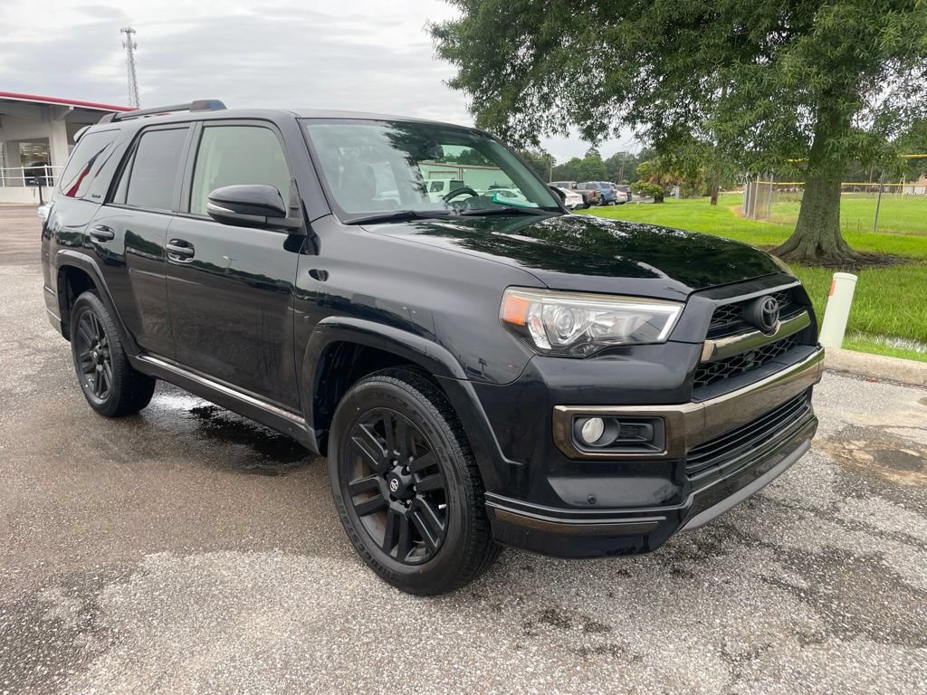 Used 2019 Toyota 4Runner Limited AWD/4WD image 2