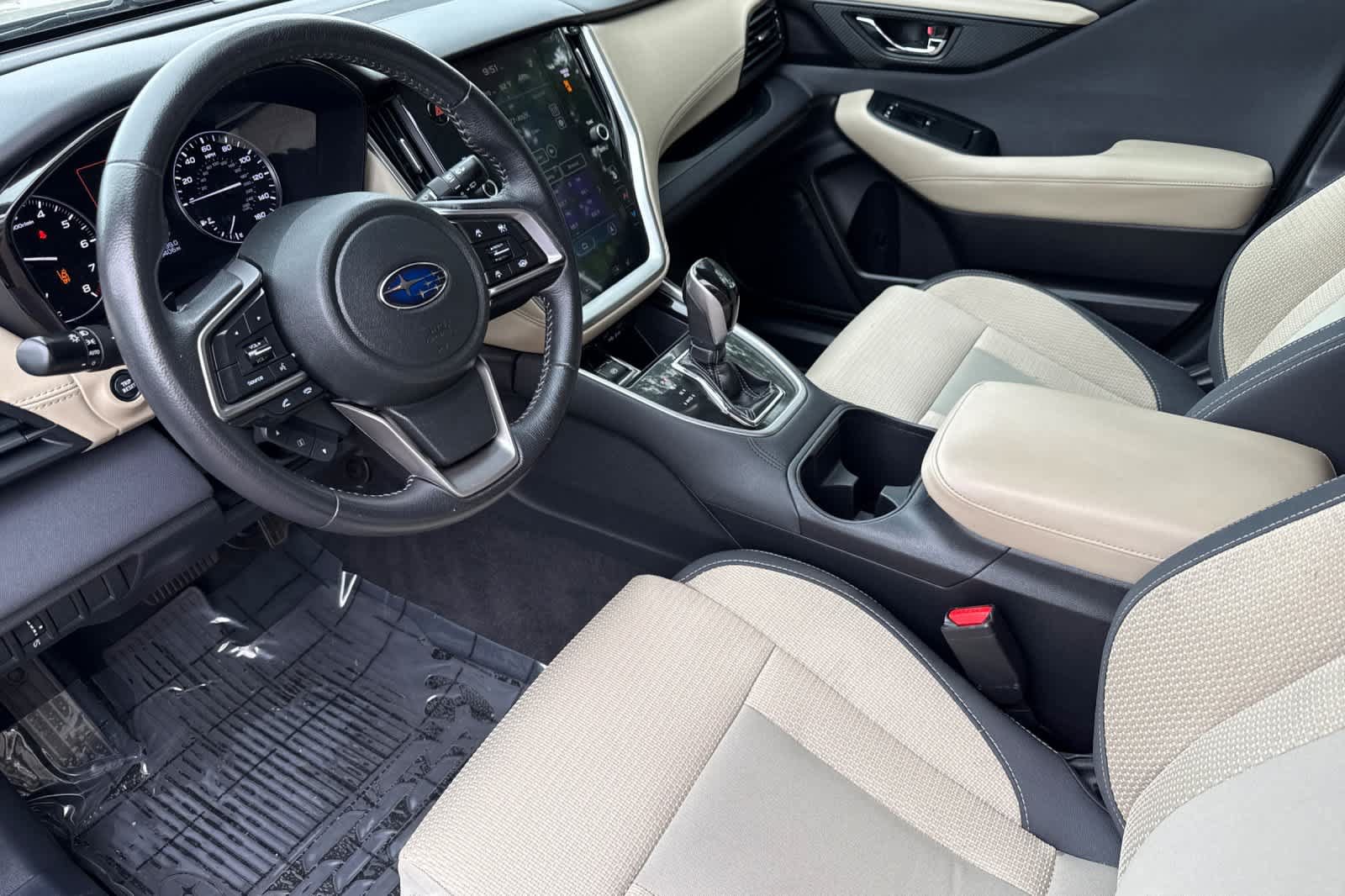 Used 2020 Subaru Outback Premium AWD/4WD image 11