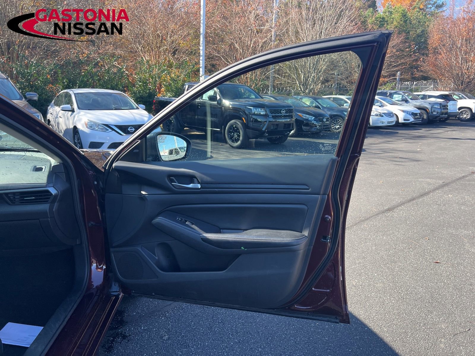 Used 2024 Nissan Altima 2.5 SV image 27