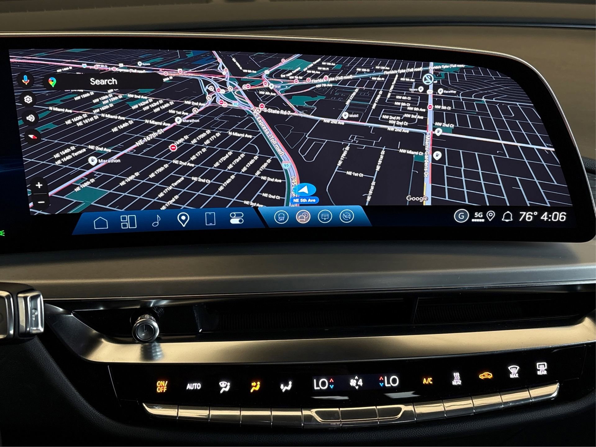 New 2026 Cadillac Lyriq Sport image 24