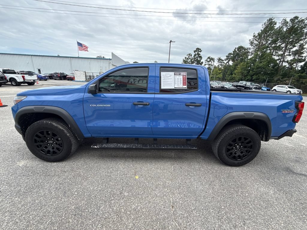 Used 2025 Chevrolet Colorado Trail Boss AWD/4WD image 5