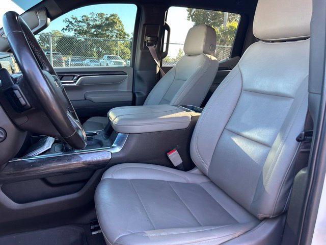 Used 2025 Chevrolet Silverado 1500 LTZ AWD/4WD image 8