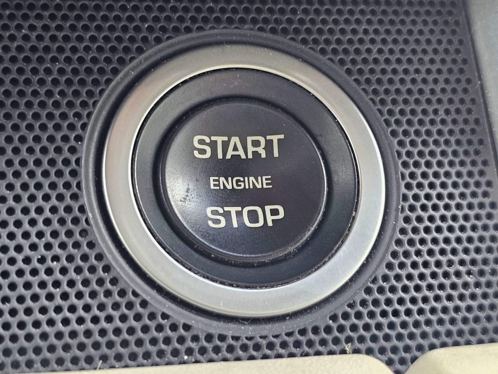 Used 2016 Land Rover Range Rover Supercharged AWD/4WD image 31