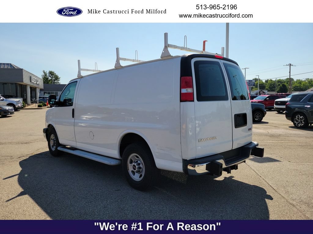 Used 2017 GMC Savana 2500 RWD image 3