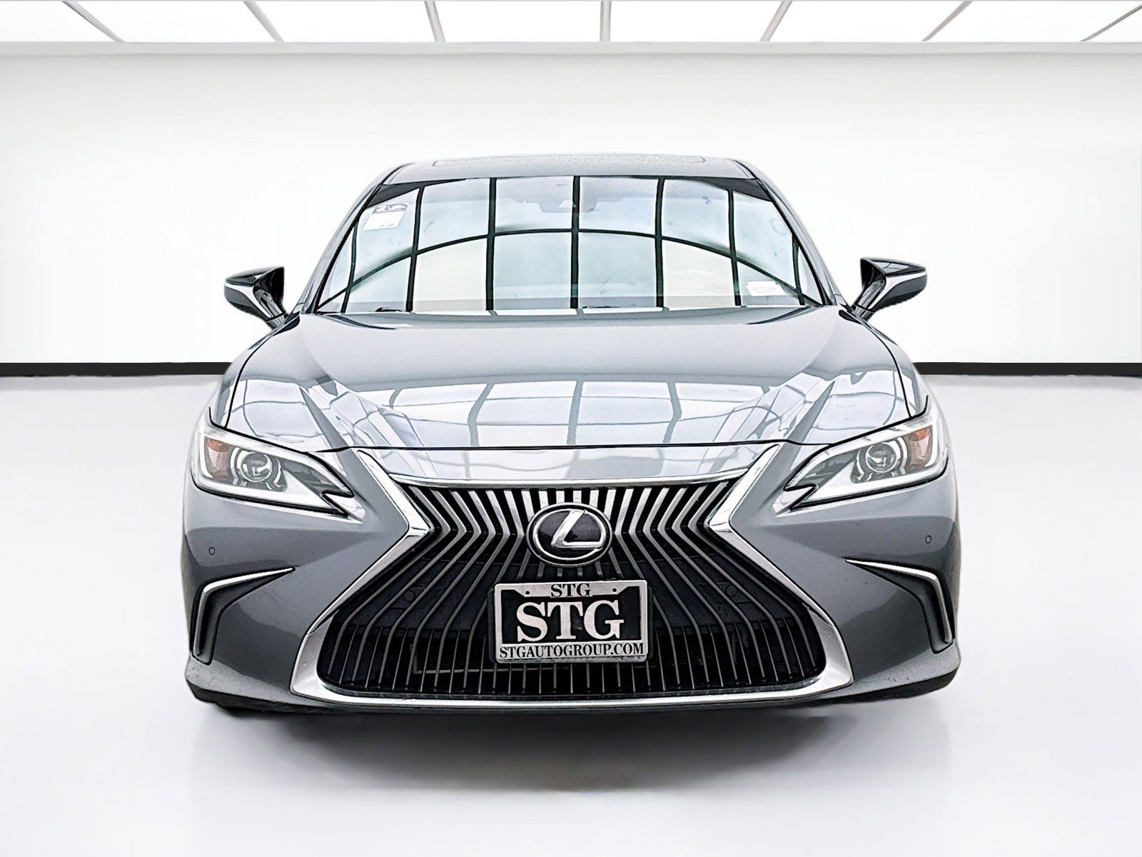 Used 2019 Lexus ES 350 w/ Premium Package FWD image 2