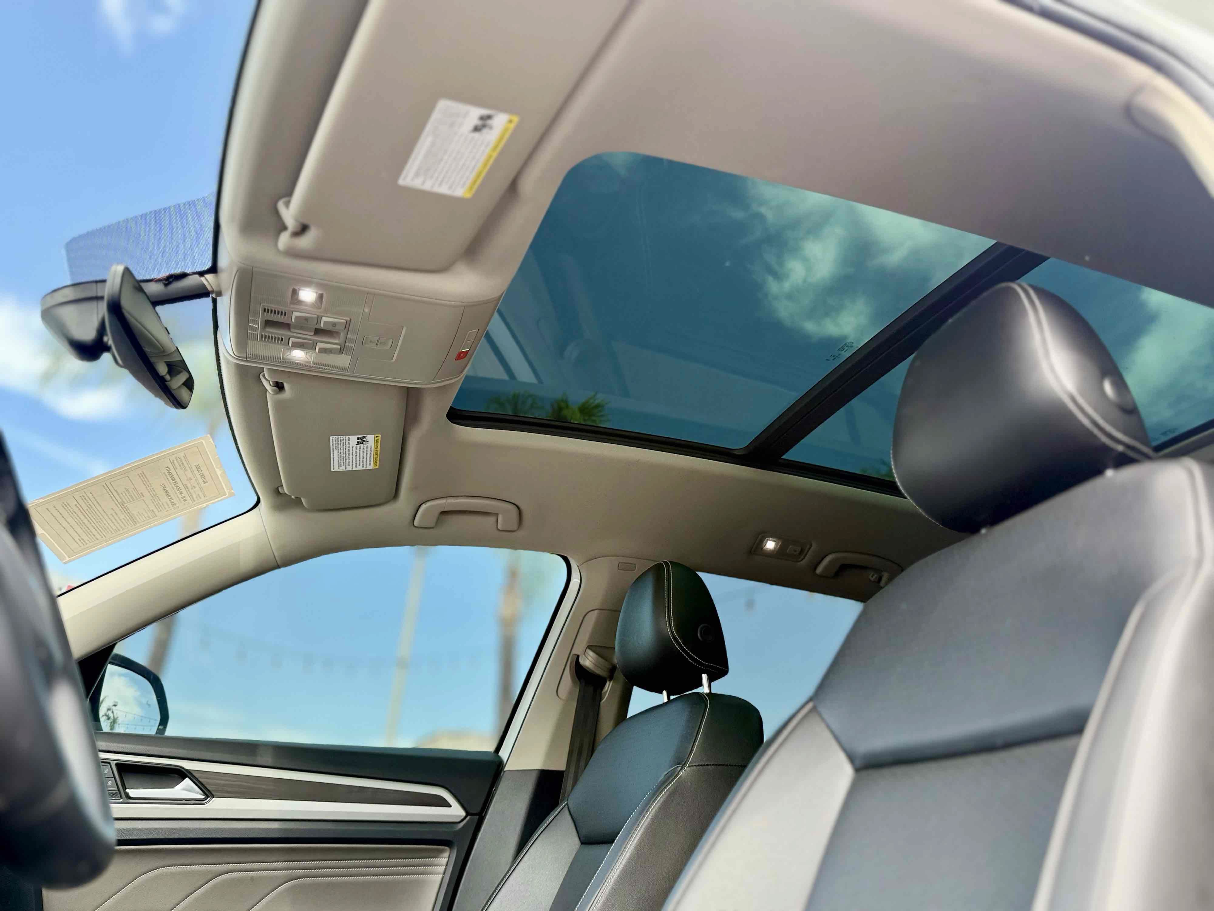 Used 2021 Volkswagen Atlas SE w/ Panoramic Sunroof Package FWD image 31