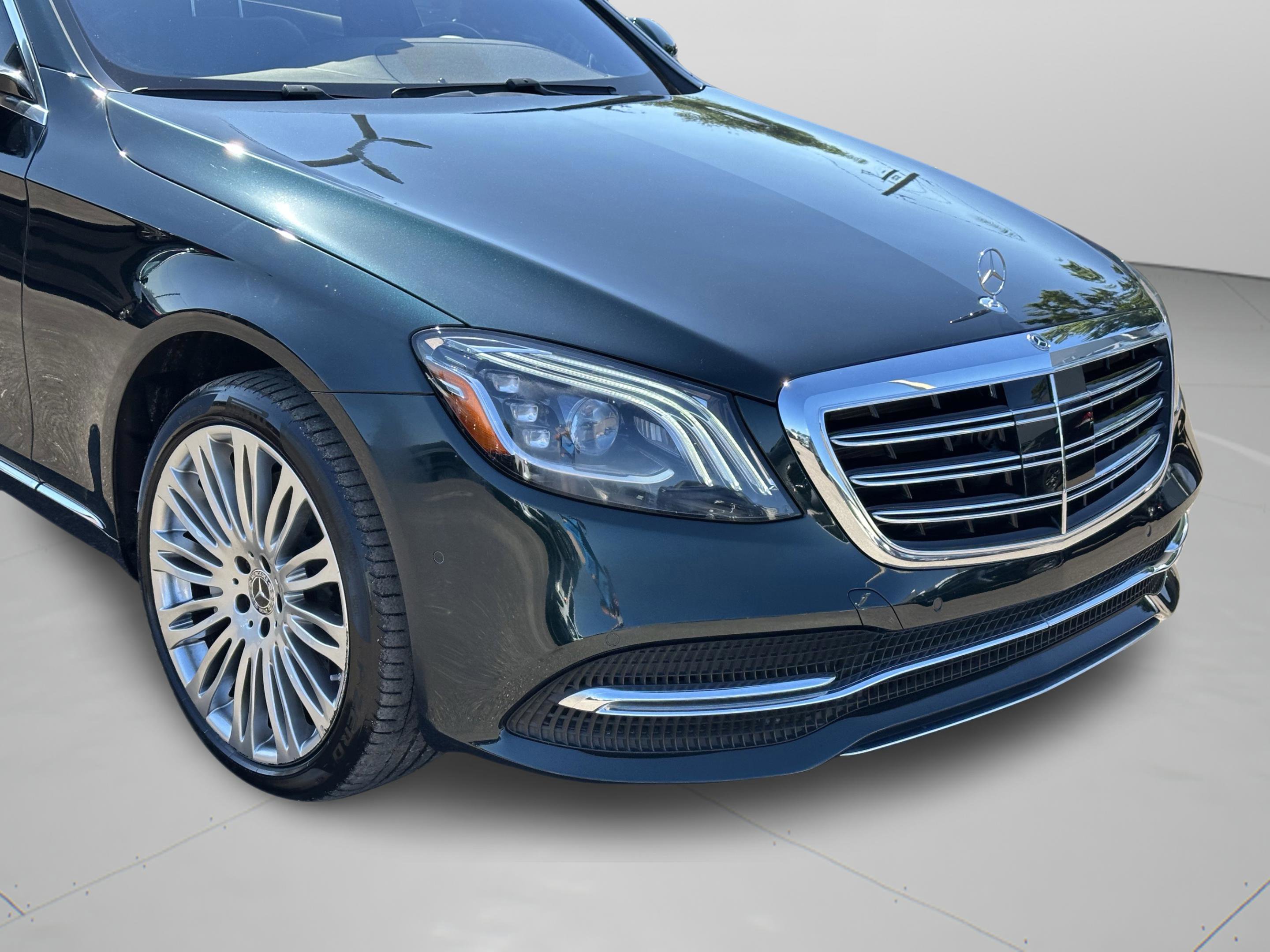 Used 2020 Mercedes-Benz S 560 4MATIC Sedan image 11