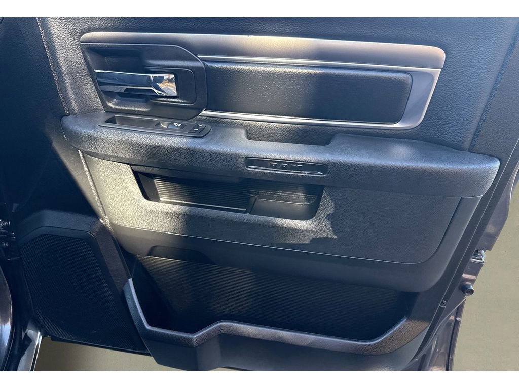 Used 2024 RAM 1500 Classic Warlock image 30