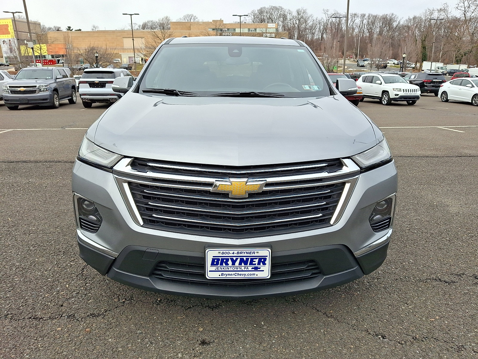 Certified 2023 Chevrolet Traverse LT image 2