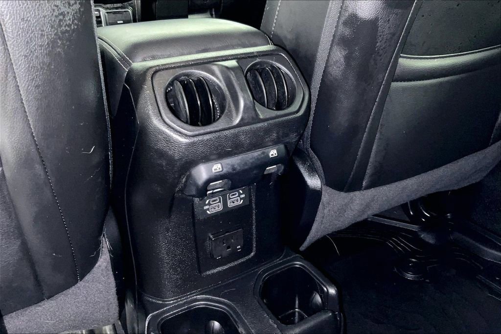 Used 2021 Jeep Gladiator Overland w/ Popular Equipment Package AWD/4WD image 30