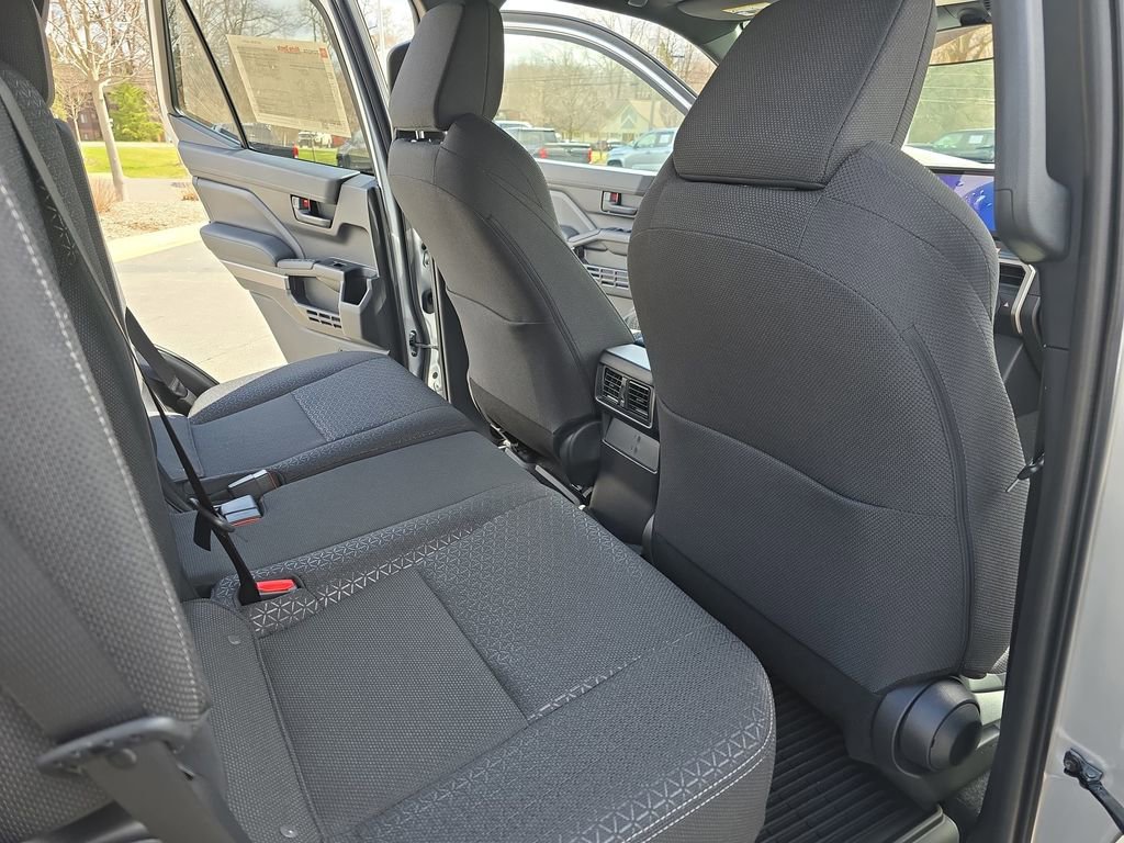 Used 2025 Toyota 4Runner SR5 image 13