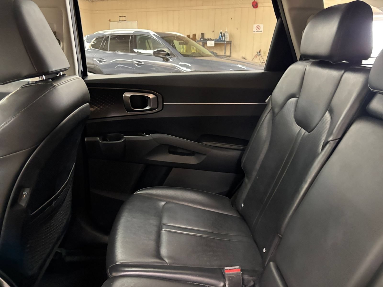 Used 2024 Kia Sorento S FWD image 42