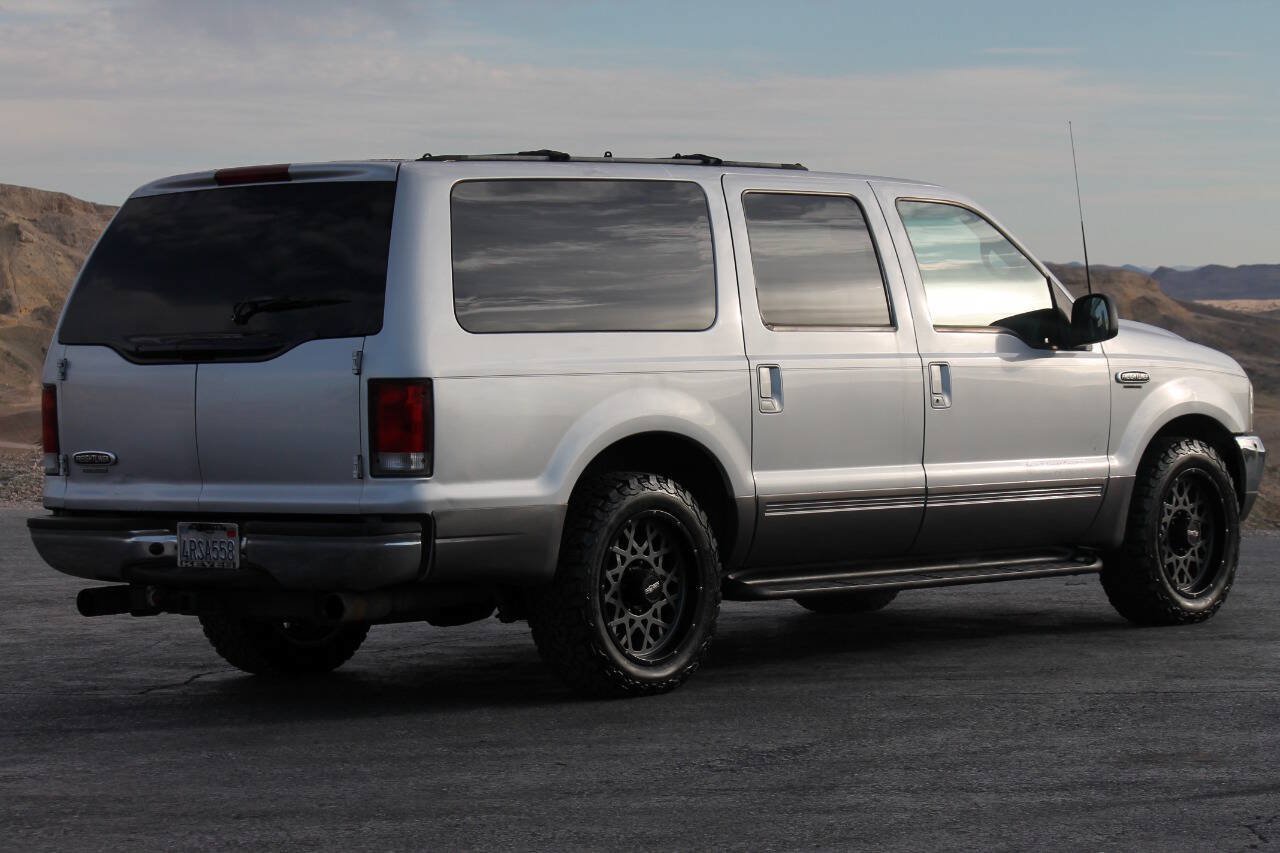 Used 2001 Ford Excursion XLT RWD image 8