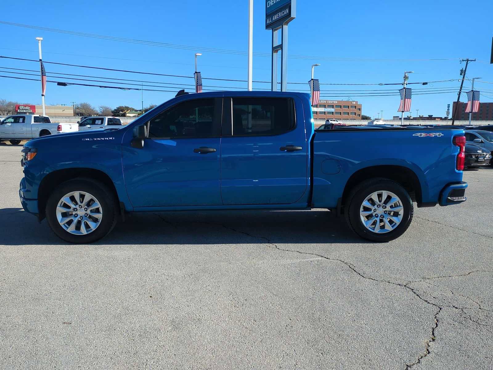 Used 2023 Chevrolet Silverado 1500 Custom image 5