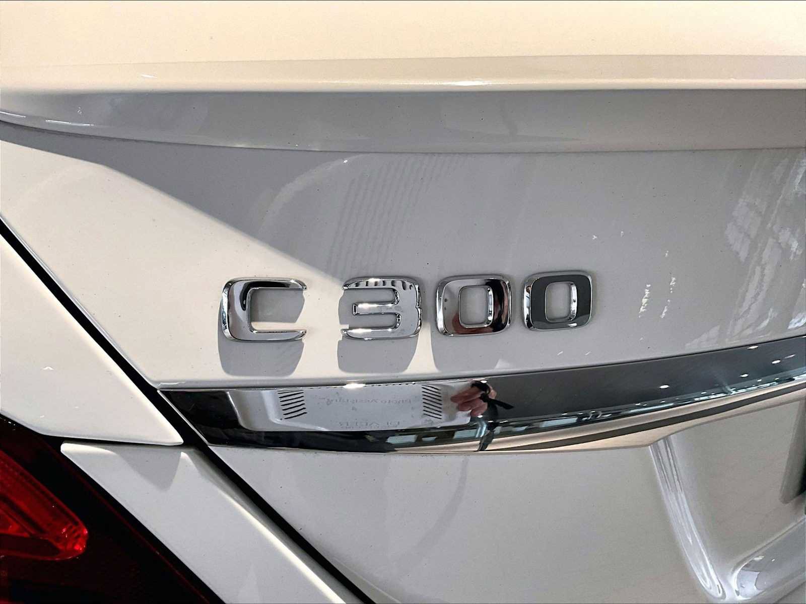 Used 2018 Mercedes-Benz C 300 Sedan image 37