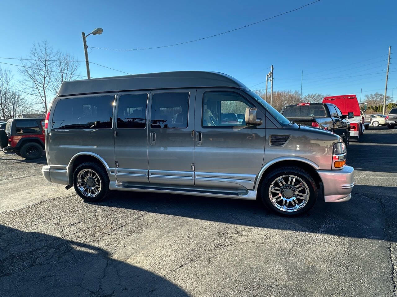 Used 2015 Chevrolet Express 2500 image 6