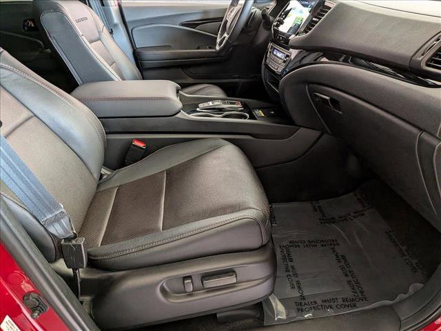 Certified 2024 Honda Passport Black Edition image 21