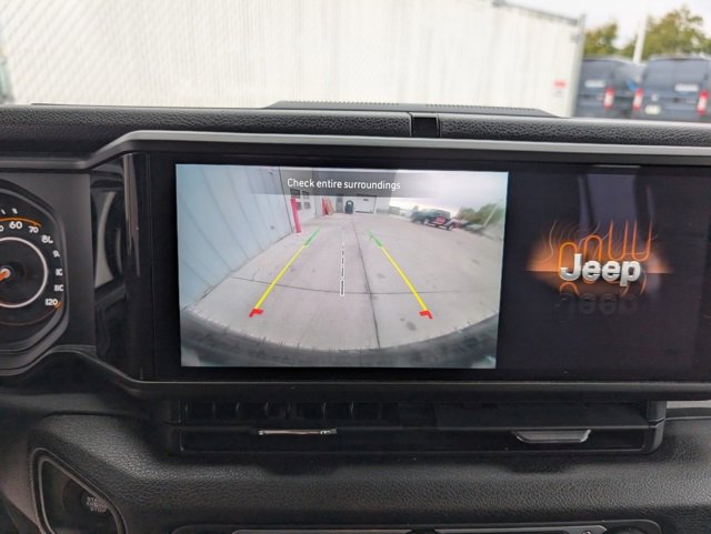 Used 2024 Jeep Wrangler Willys image 15