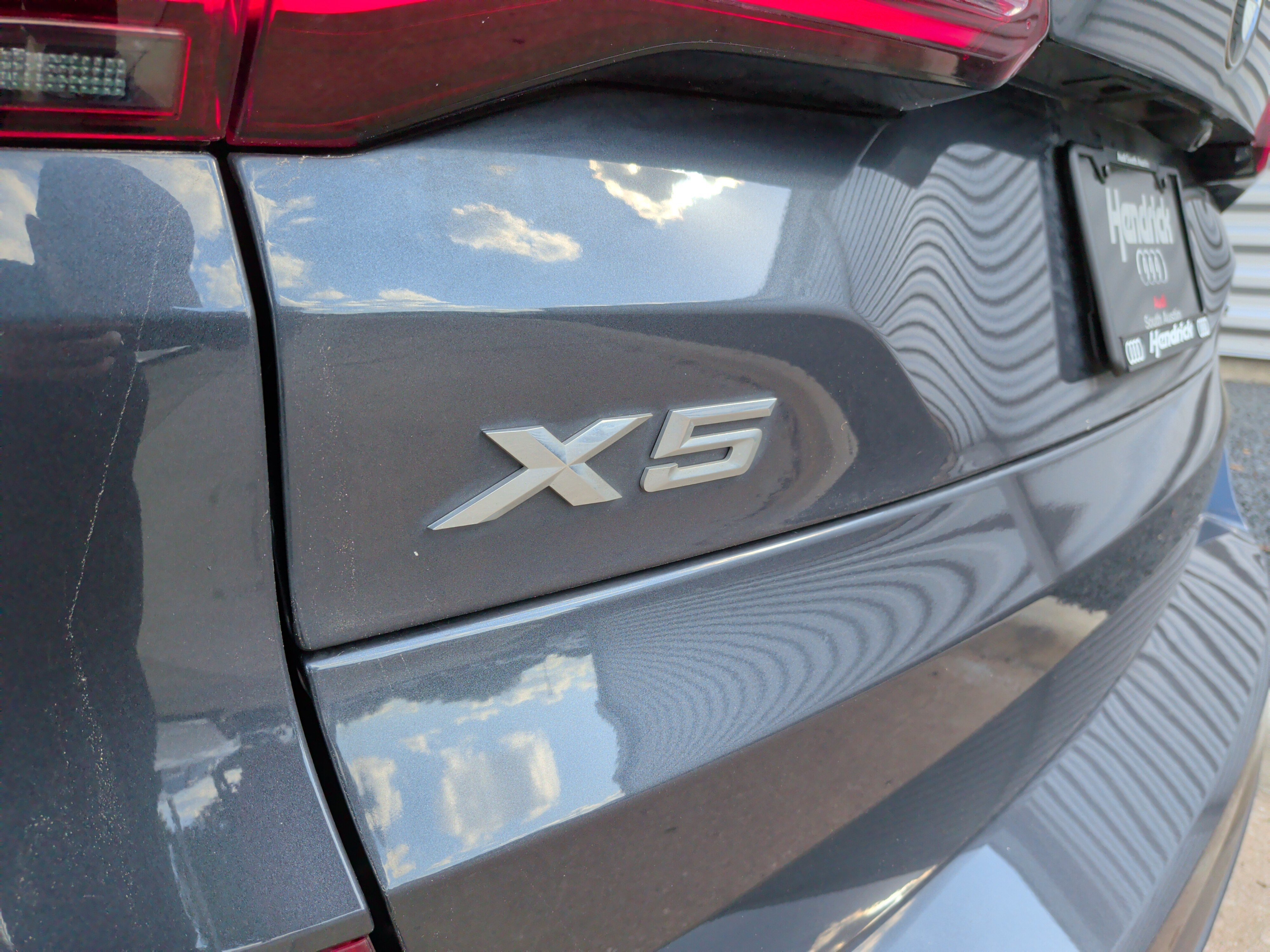 Used 2022 BMW X5 sDrive40i w/ M Sport Package RWD image 37