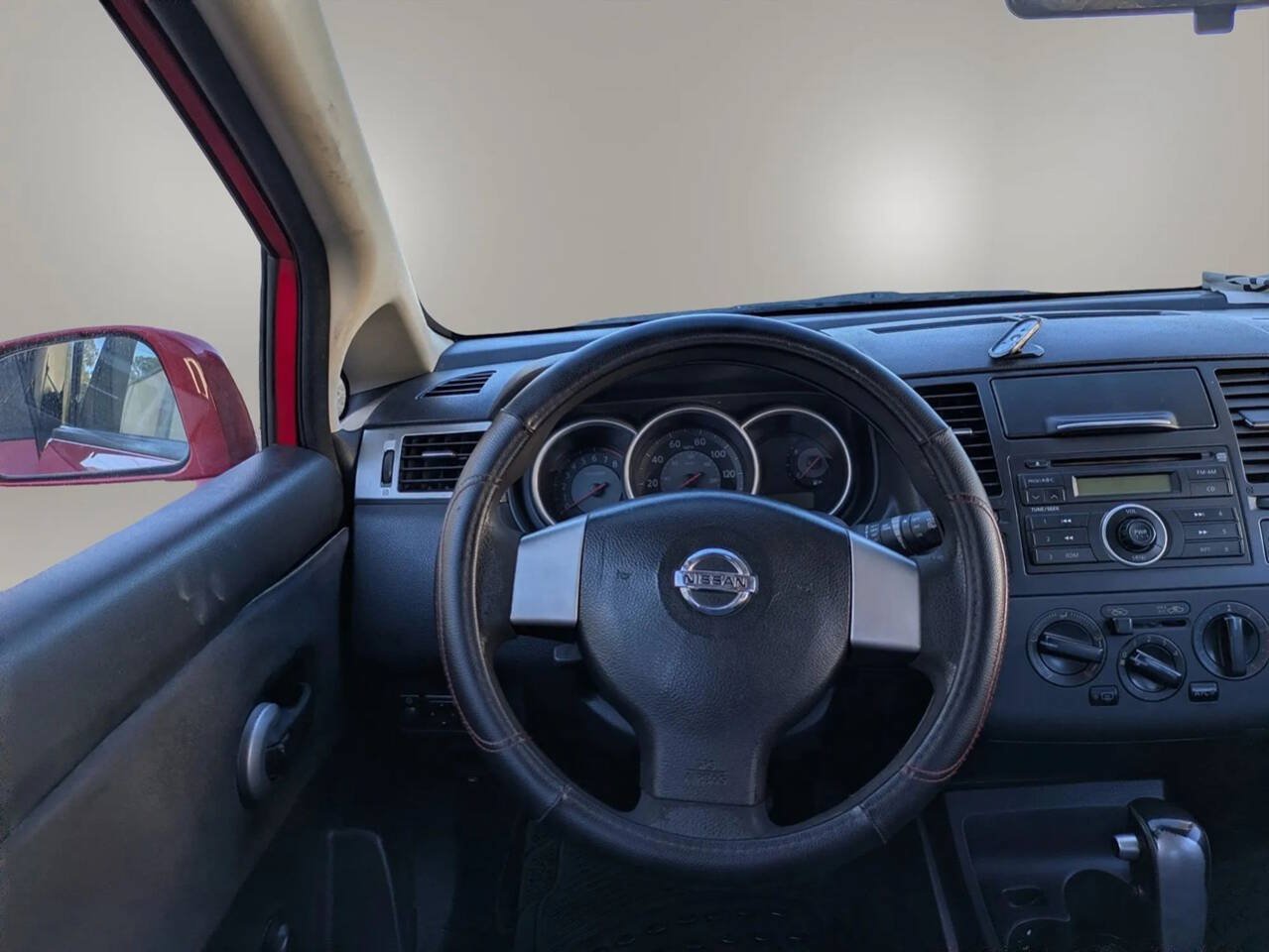 Used 2008 Nissan Versa 1.8 S FWD image 21