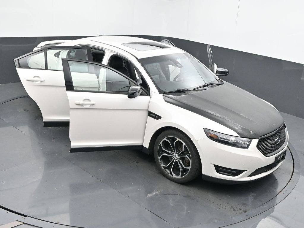 Used 2017 Ford Taurus SHO AWD/4WD image 59