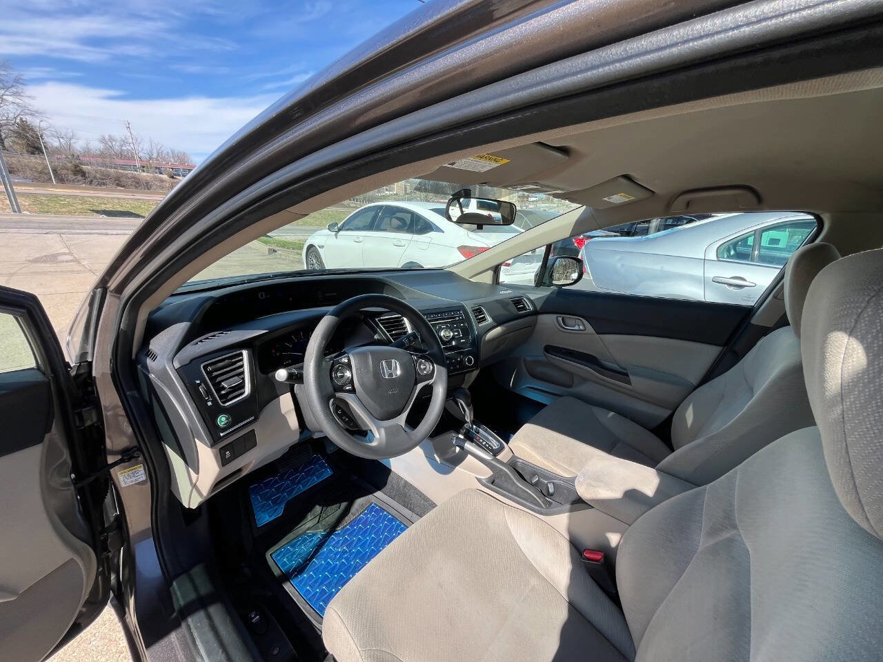 Used 2013 Honda Civic LX image 9