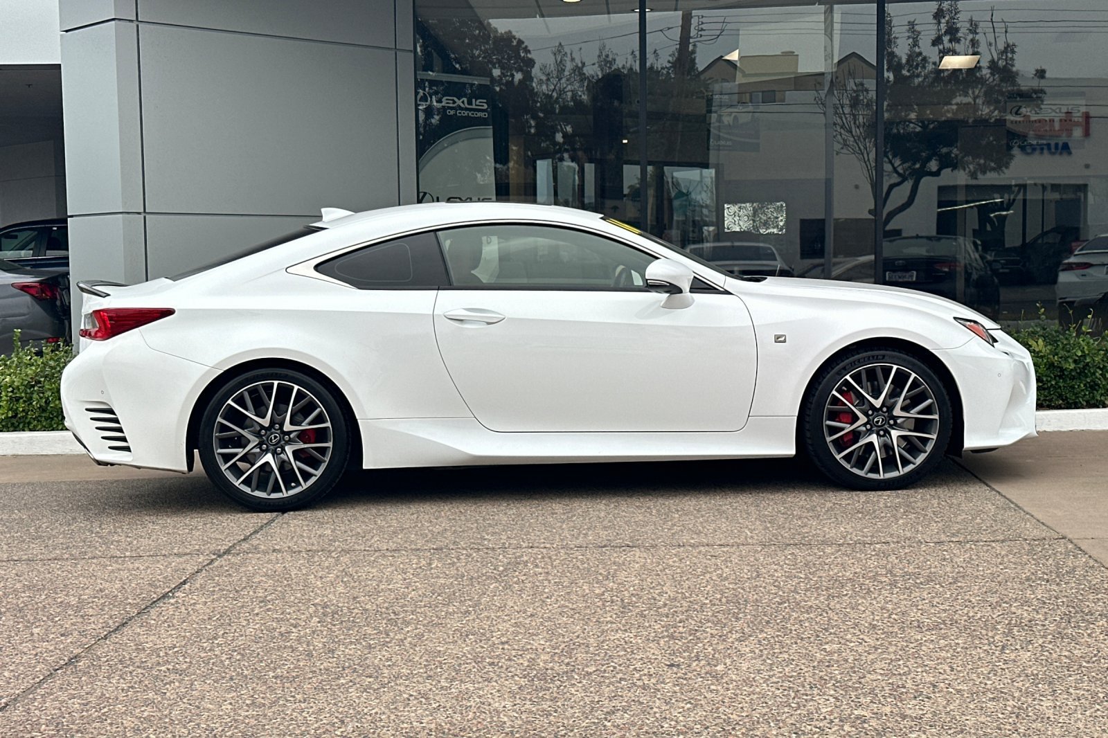 Used 2016 Lexus RC 350 RWD image 3