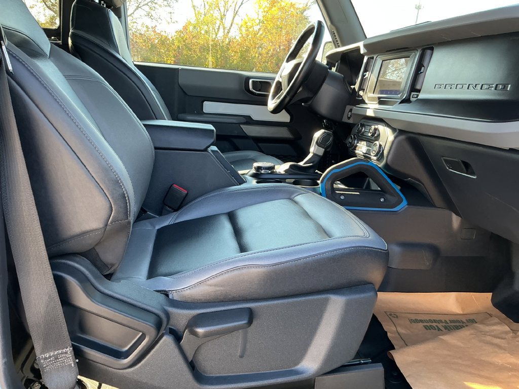 Used 2023 Ford Bronco Black Diamond w/ Sasquatch Package AWD/4WD image 20