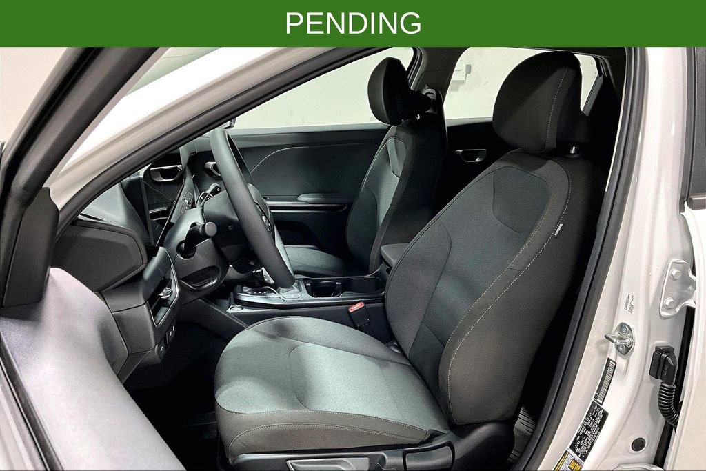 New 2025 Kia K4 LXS FWD image 25