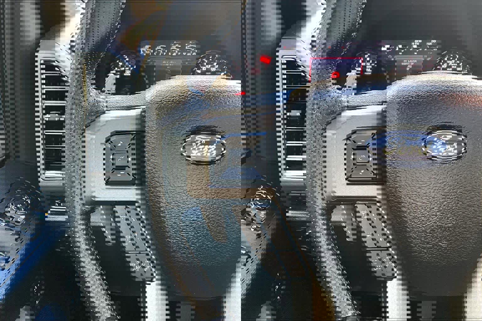 Used 2017 Ford F150 Raptor w/ Equipment Group 802A Luxury image 24