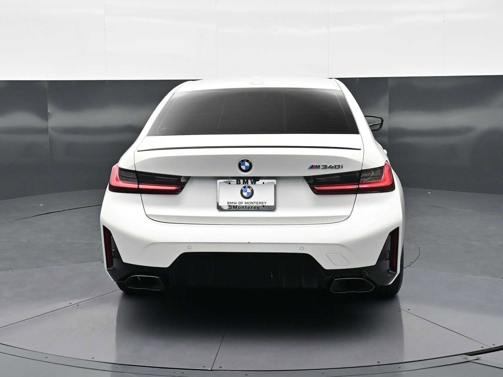 Used 2025 BMW M340i w/ Premium Package RWD image 6