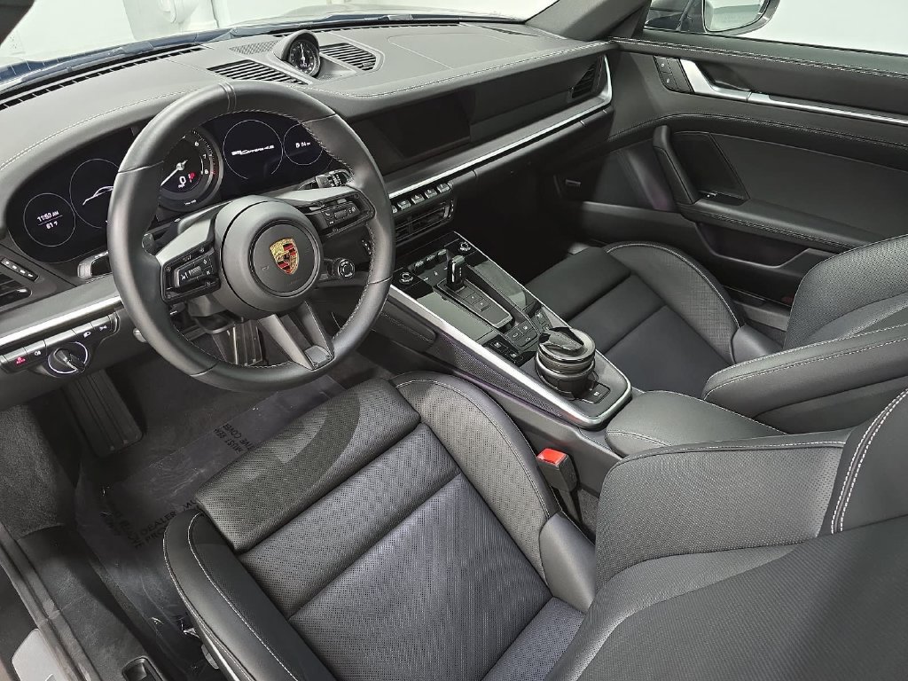 Certified 2024 Porsche 911 Carrera 4S AWD/4WD image 4