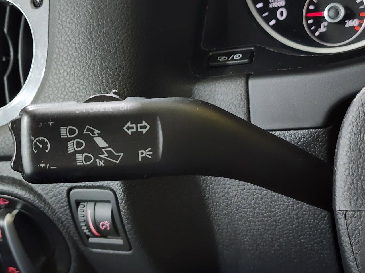 Used 2013 Volkswagen Tiguan S AWD/4WD image 15
