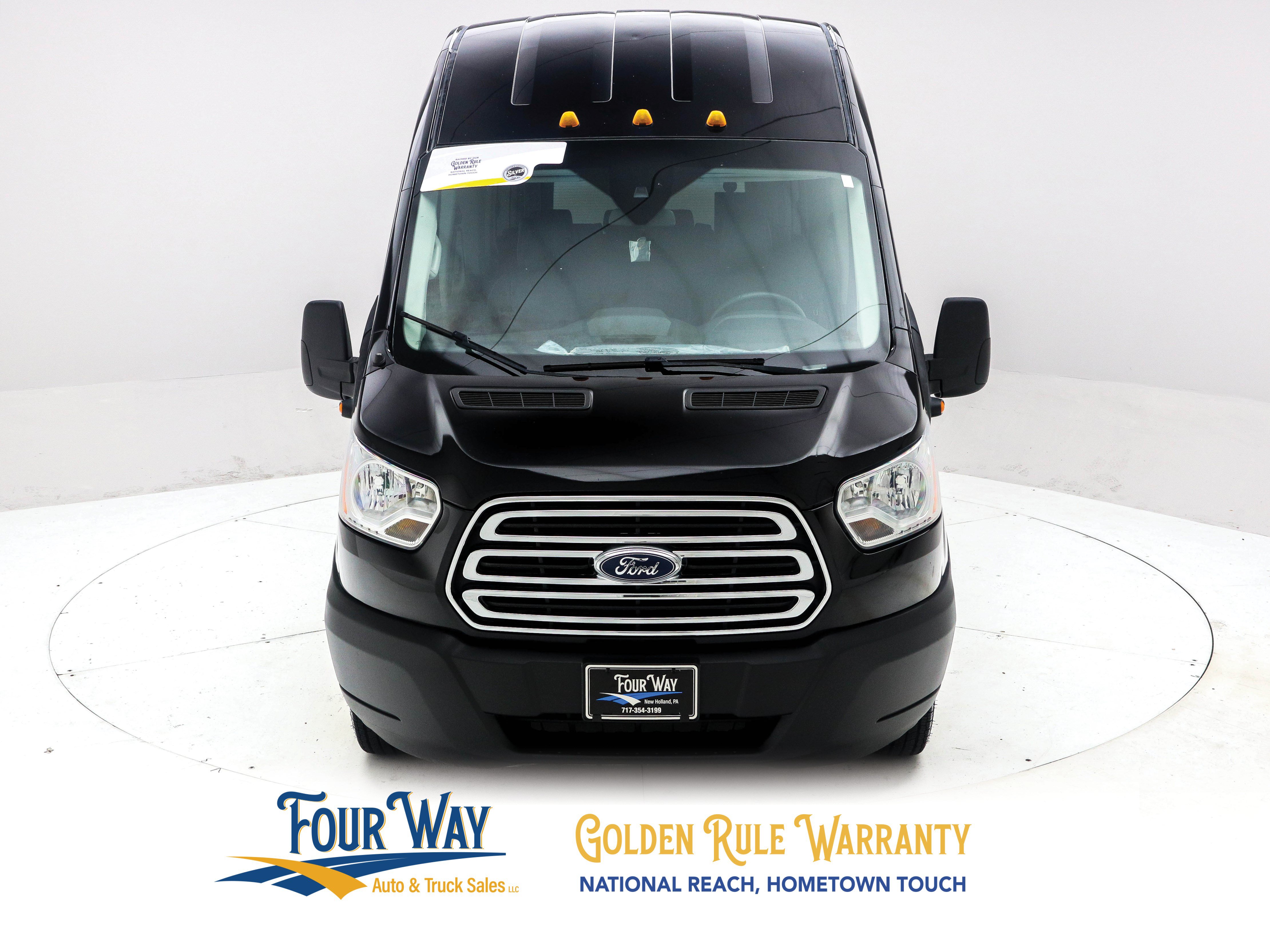 Used 2019 Ford Transit 350 XLT RWD image 9