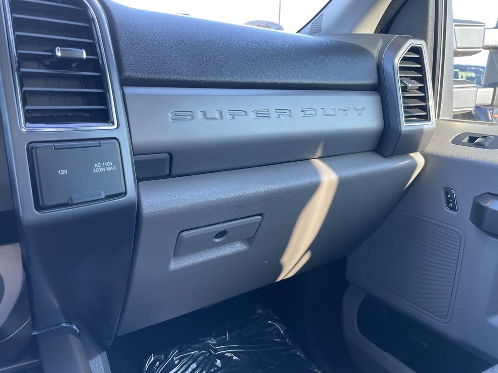 Used 2022 Ford F350 XLT w/ FX4 Off-Road Package image 48