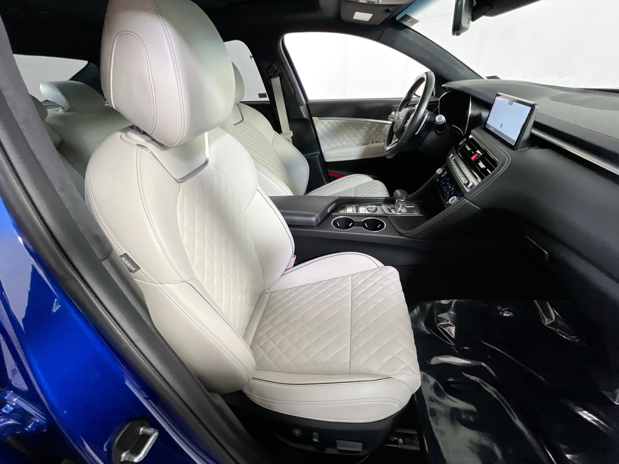 Used 2024 Genesis G70 3.3T Advanced w/ Sport Prestige Package image 29