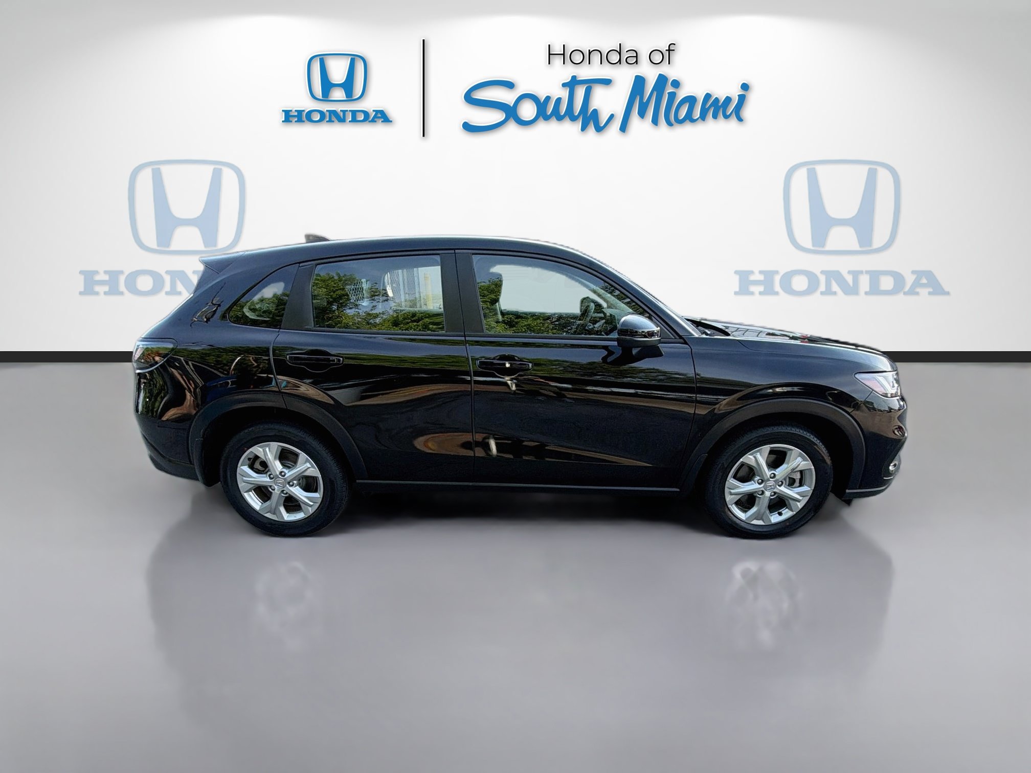 Certified 2023 Honda HR-V LX image 8