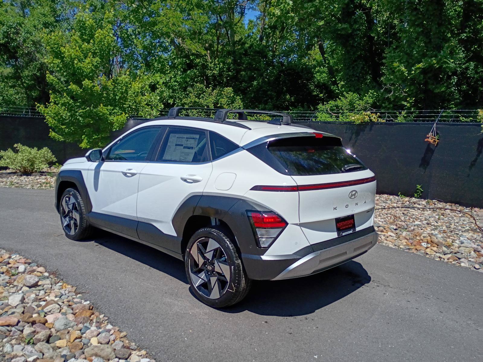 New 2026 Hyundai Kona Limited AWD/4WD image 3