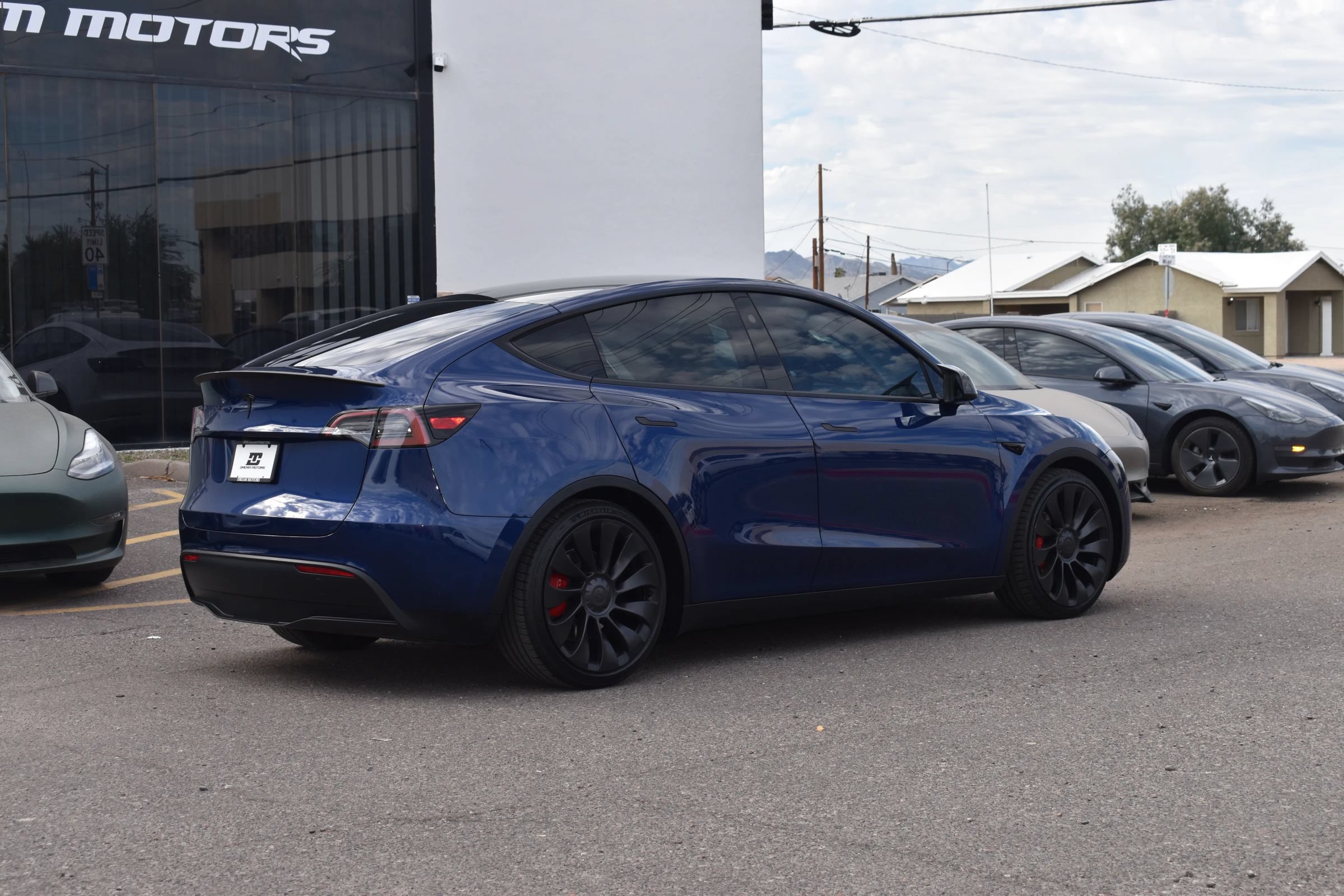 Used 2024 Tesla Model Y Performance AWD/4WD image 8