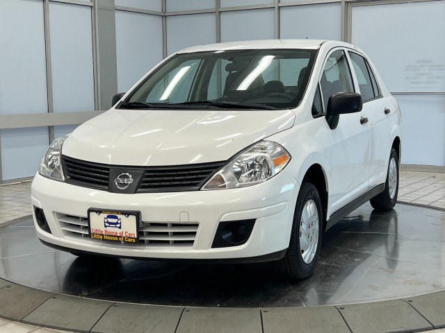 Used 2011 Nissan Versa Sedan image 3