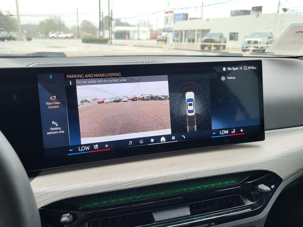 Used 2025 BMW 330i Sedan image 27