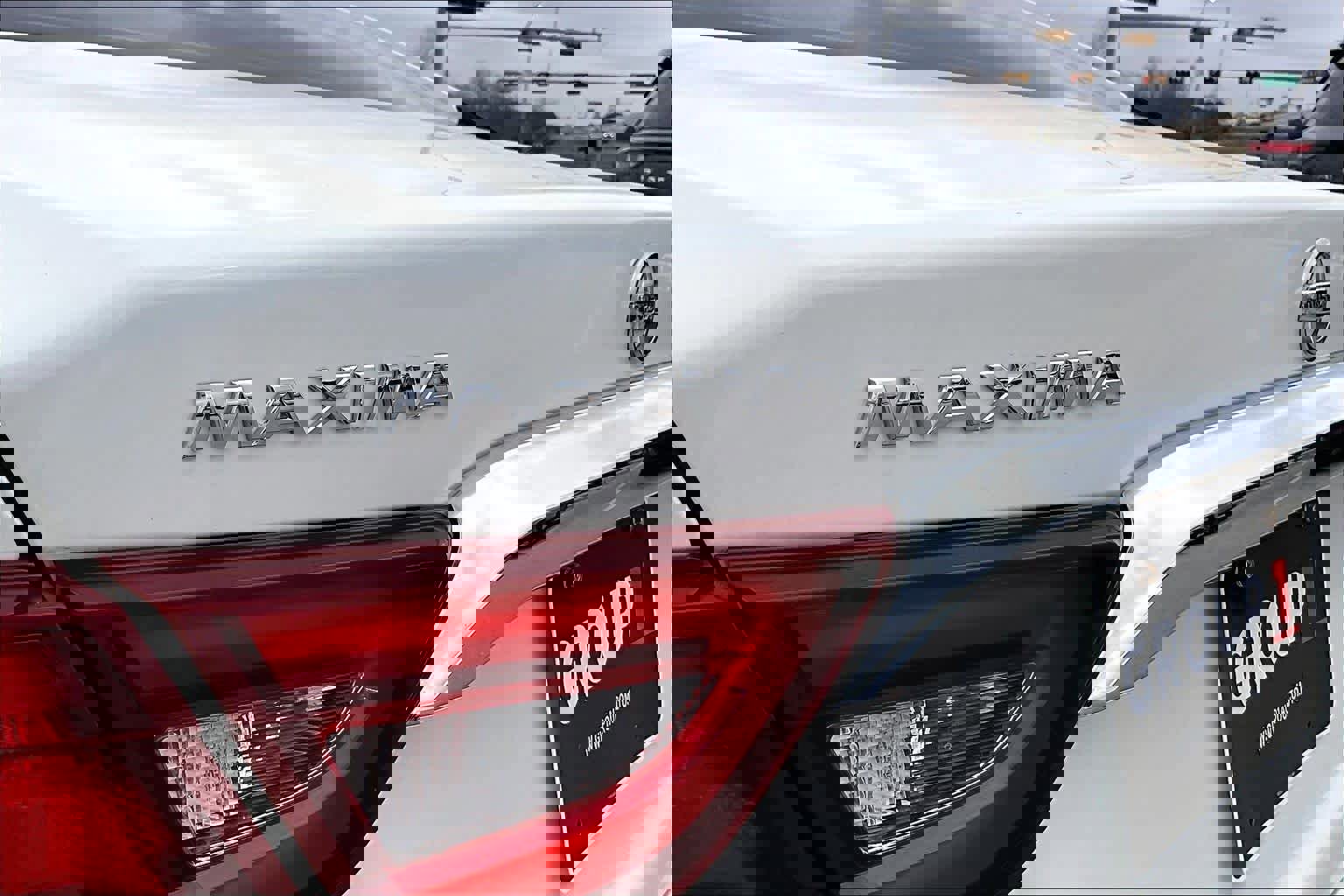 Used 2018 Nissan Maxima 3.5 SV image 10