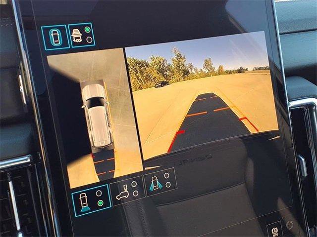 New 2026 GMC Yukon Denali w/ Sun & Power Step Package image 9